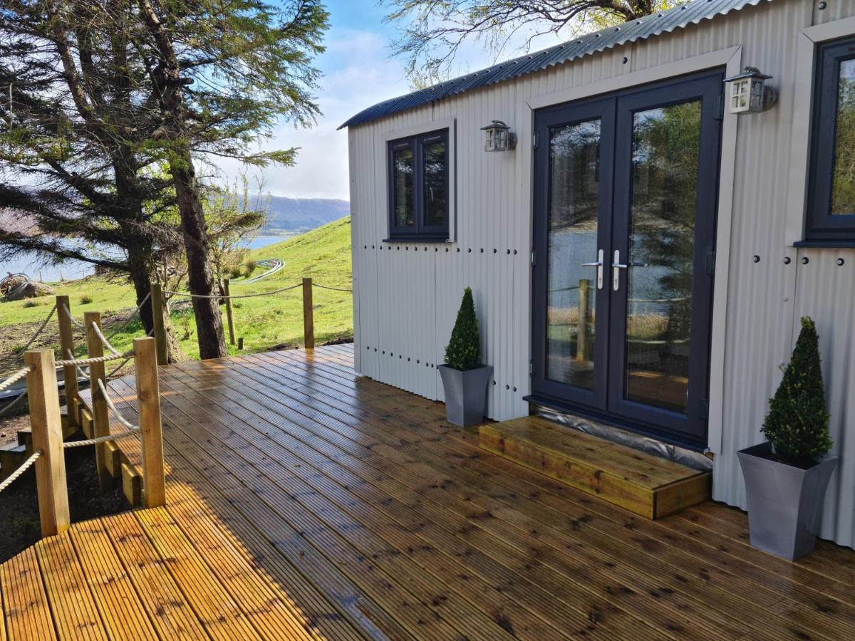 The Bay ,Luxury Shepherds Hut, Dundonnell Exterior foto