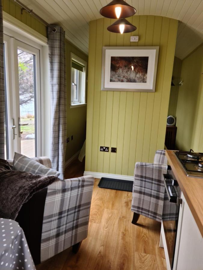 The Bay ,Luxury Shepherds Hut, Dundonnell Exterior foto