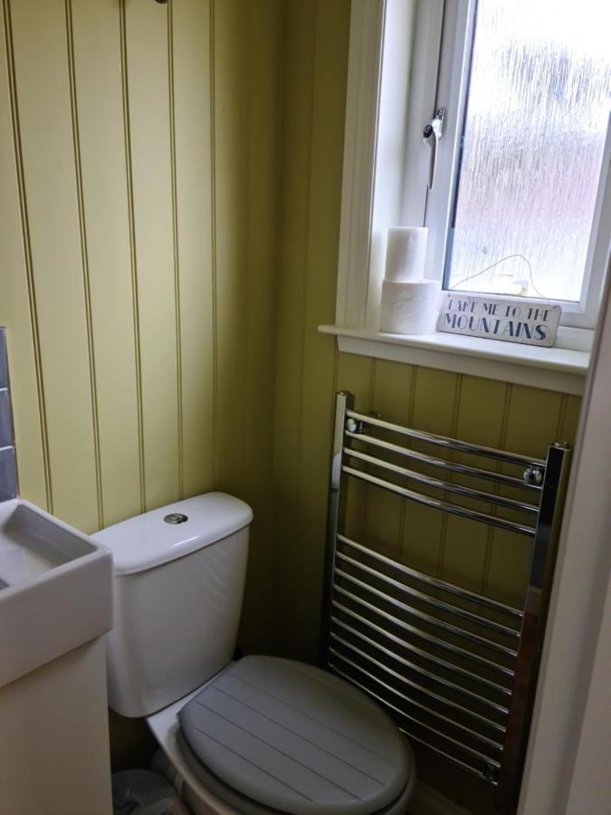 The Bay ,Luxury Shepherds Hut, Dundonnell Exterior foto