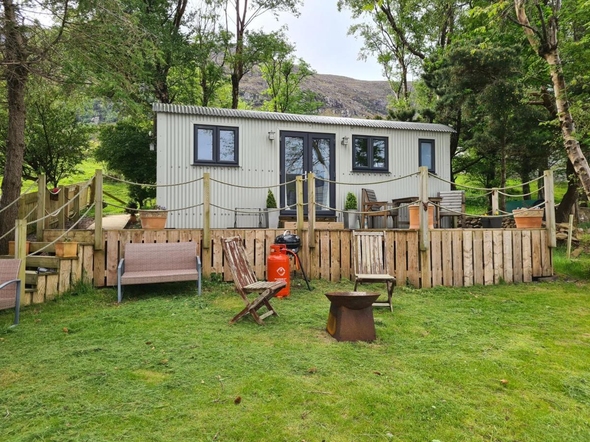 The Bay ,Luxury Shepherds Hut, Dundonnell Exterior foto